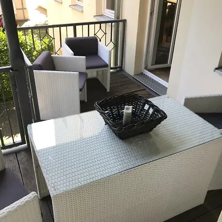 Westside Apartment *